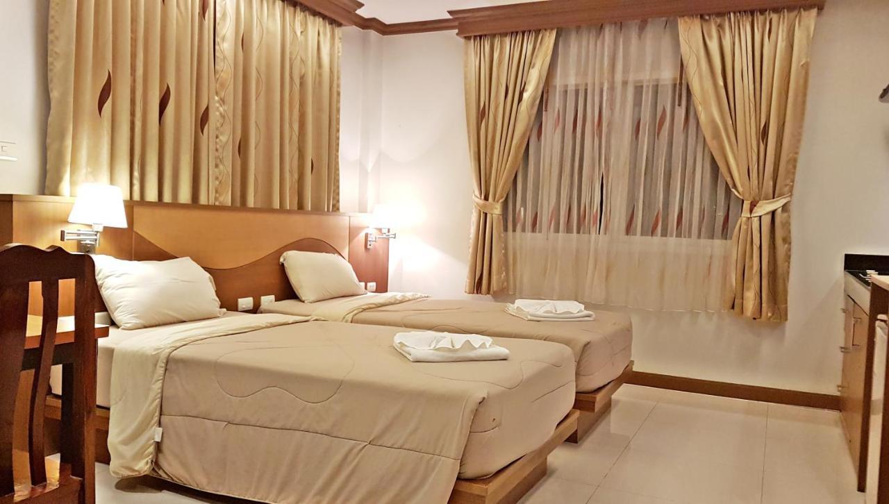 Green Harbor Hotel & Service Apartment Patong Exterior foto