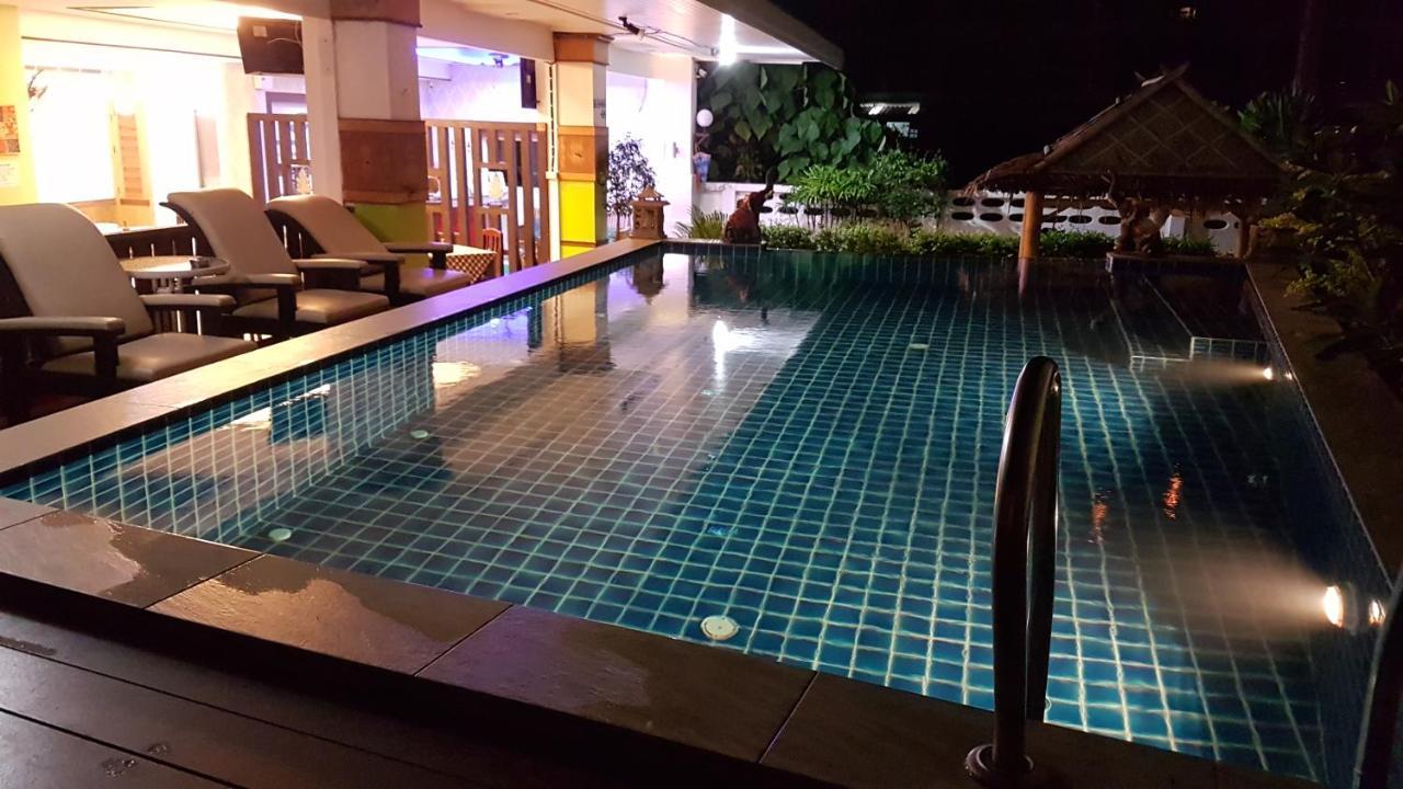 Green Harbor Hotel & Service Apartment Patong Exterior foto